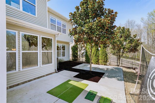 11014 River Oaks Drive NW, Concord, NC 28027