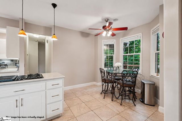 100 Paris Glen Way, Greenville, SC 29609