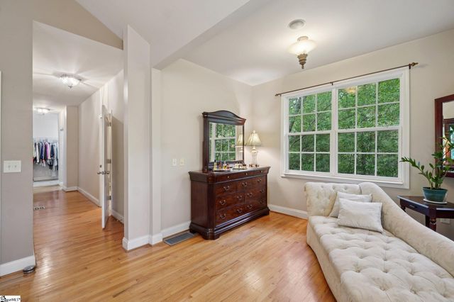 100 Paris Glen Way, Greenville, SC 29609