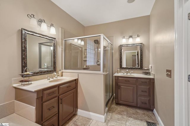 100 Paris Glen Way, Greenville, SC 29609