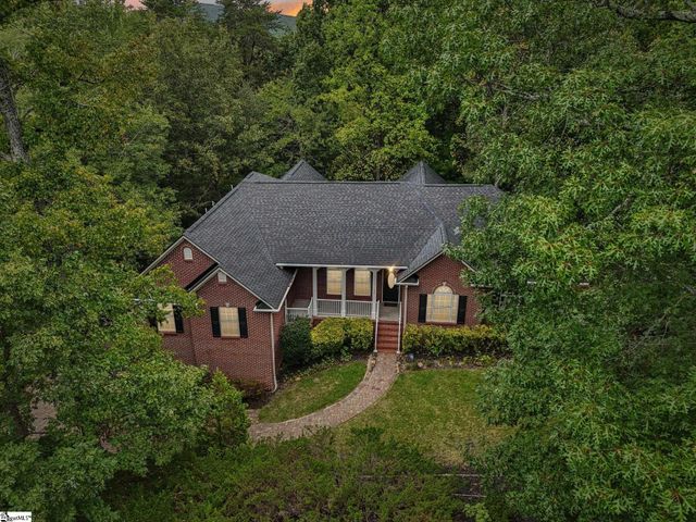 100 Paris Glen Way, Greenville, SC 29609