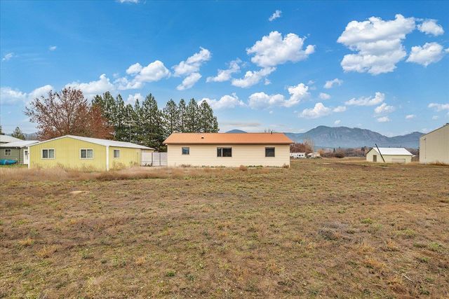 2265 B Sand Canyon Rd, Chewelah, WA 99109