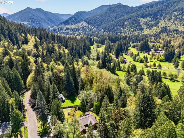 69238 E FAIRWAY Ave, Welches, OR 97067