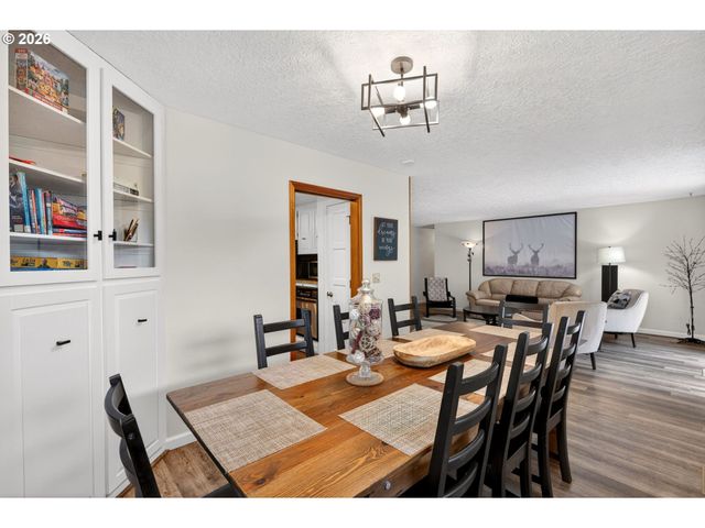 69238 E FAIRWAY Ave, Welches, OR 97067