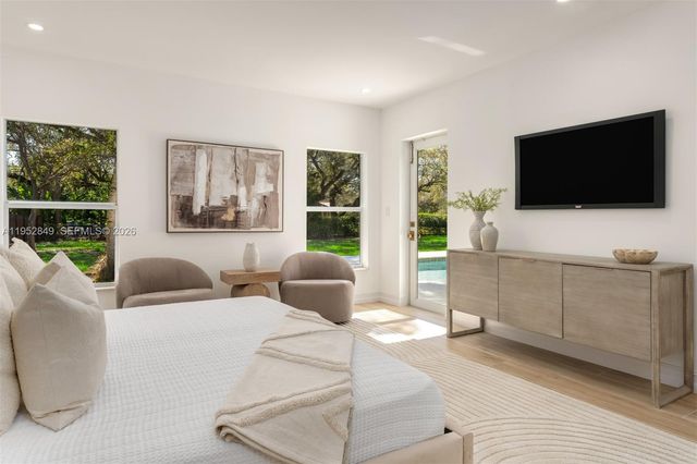 6650 SW 127th St, Pinecrest, FL 33156