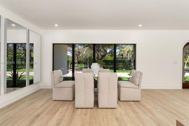 6650 SW 127th St, Pinecrest, FL 33156