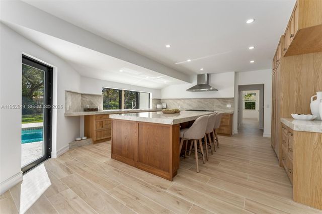 6650 SW 127th St, Pinecrest, FL 33156