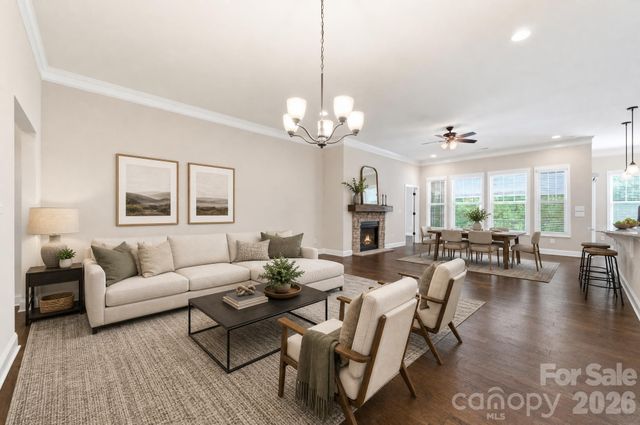 229 Hunters Hill Drive, Statesville, NC 28677
