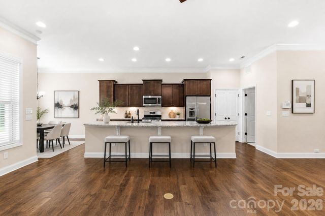 229 Hunters Hill Drive, Statesville, NC 28677