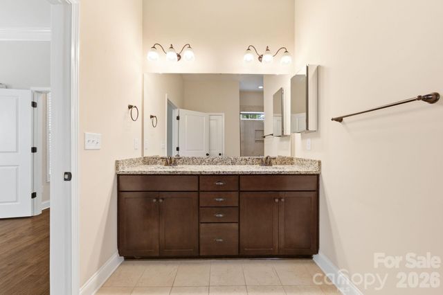 229 Hunters Hill Drive, Statesville, NC 28677