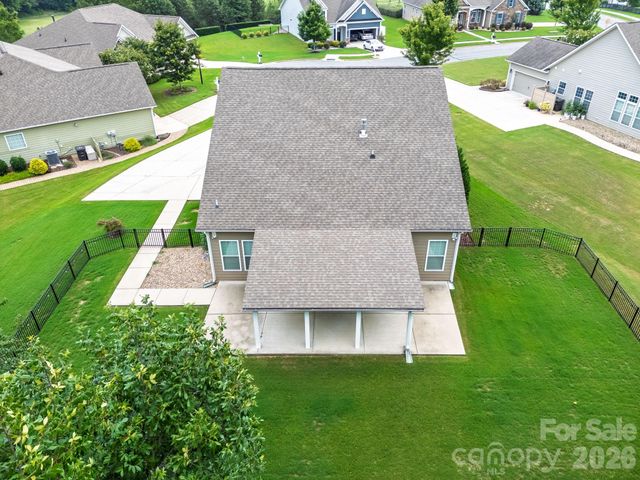 229 Hunters Hill Drive, Statesville, NC 28677