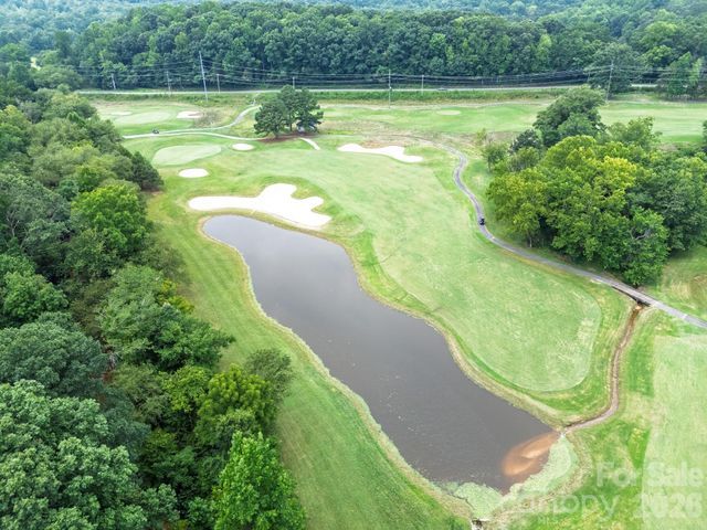 229 Hunters Hill Drive, Statesville, NC 28677