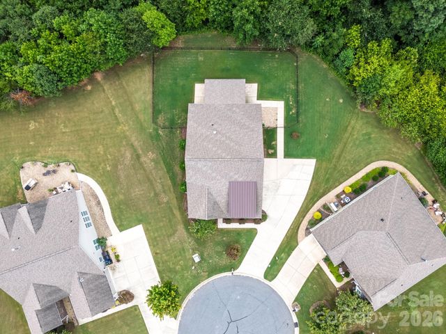229 Hunters Hill Drive, Statesville, NC 28677