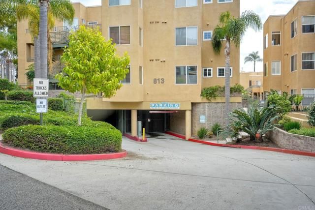 823 Kalpati Circle 101, Carlsbad, CA 92008