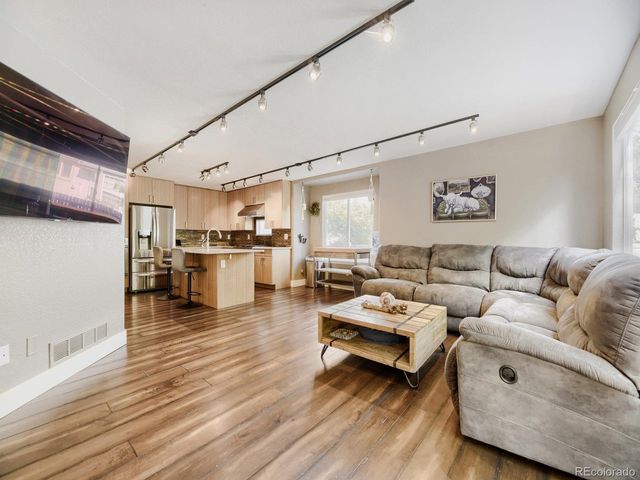 9545 Grand Cypress Cv, Lone Tree, CO 80124