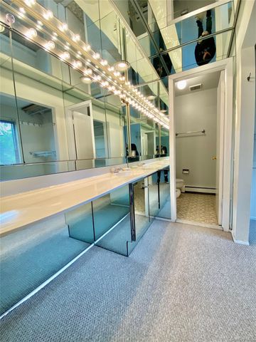 75 Greenway Close 1, Rye Brook, NY 10573