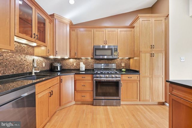 24306 PREAKNESS DR, Damascus, MD 20872