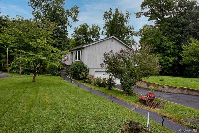 23 Allen Road, Garrison, NY 10524