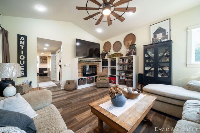 2325 Riley Court, Hudsonville, MI 49426