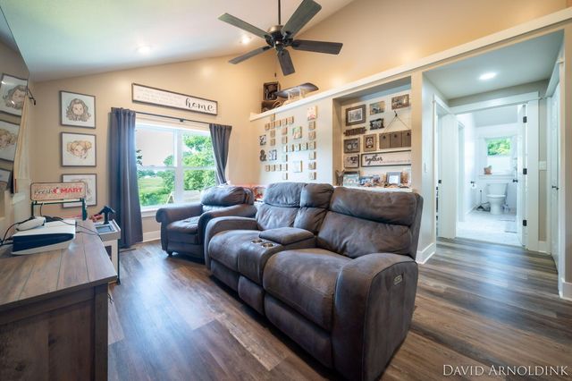 2325 Riley Court, Hudsonville, MI 49426