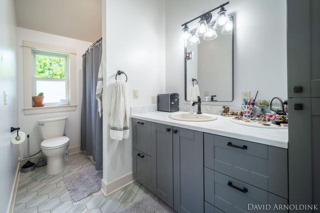 2325 Riley Court, Hudsonville, MI 49426