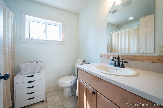 2325 Riley Court, Hudsonville, MI 49426