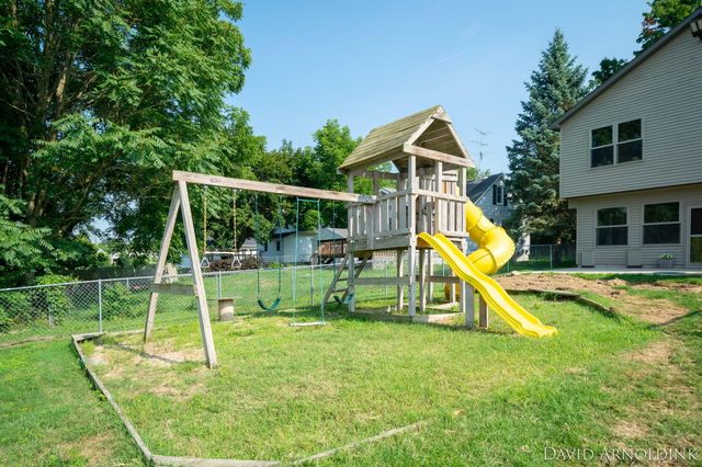 2325 Riley Court, Hudsonville, MI 49426