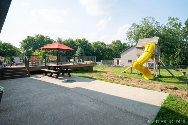 2325 Riley Court, Hudsonville, MI 49426