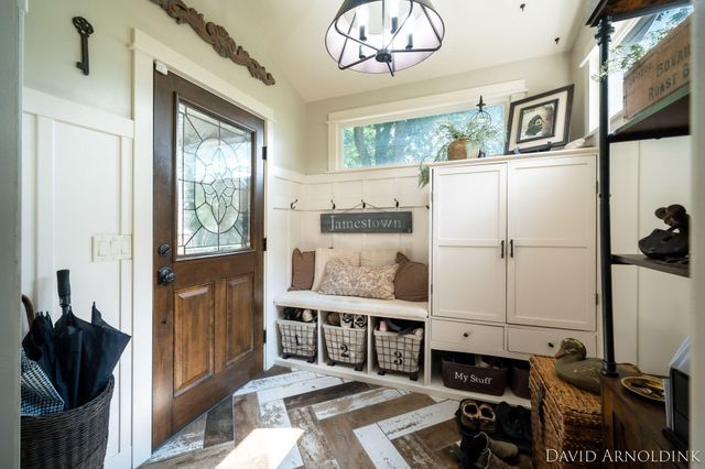 2325 Riley Court, Hudsonville, MI 49426
