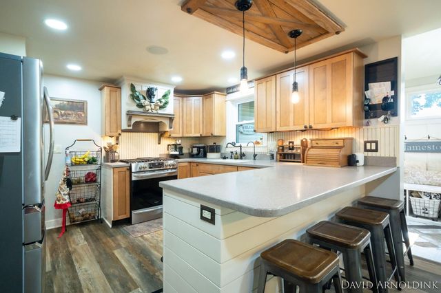 2325 Riley Court, Hudsonville, MI 49426