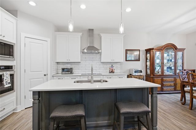 135 McAlister Road, West Union, SC 29696