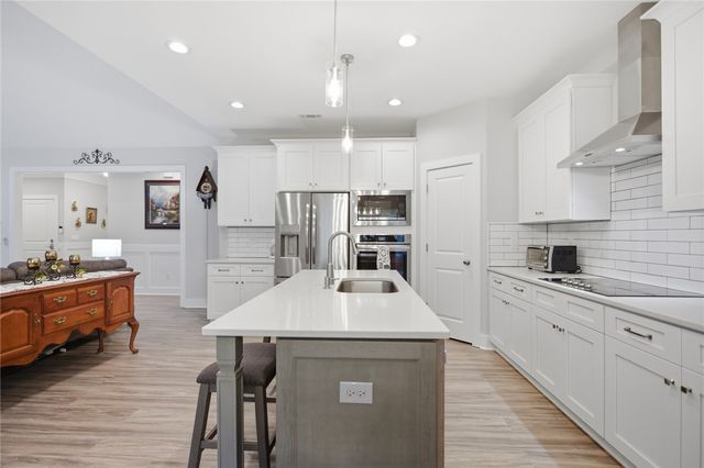 135 McAlister Road, West Union, SC 29696