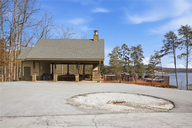 135 McAlister Road, West Union, SC 29696