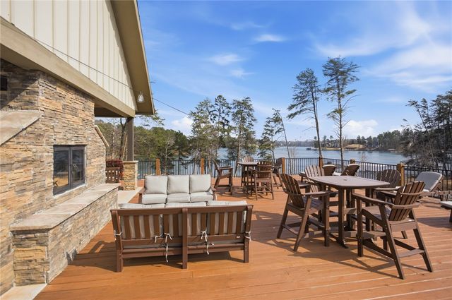 135 McAlister Road, West Union, SC 29696