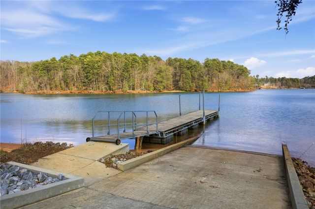 135 McAlister Road, West Union, SC 29696