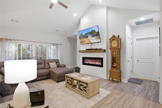 135 McAlister Road, West Union, SC 29696