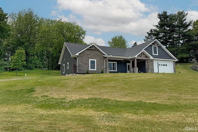 13120 Bear Creek Court, Middlebury, IN 46540
