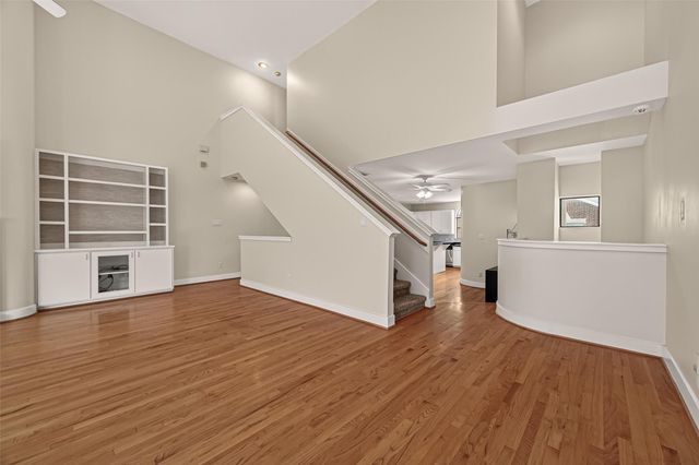 9829 Madeline Alyssa Court, Houston, TX 77025