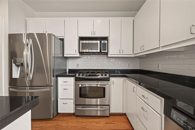 9829 Madeline Alyssa Court, Houston, TX 77025