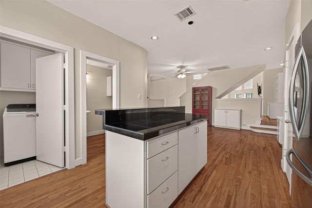 9829 Madeline Alyssa Court, Houston, TX 77025