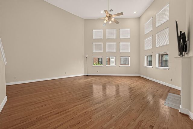 9829 Madeline Alyssa Court, Houston, TX 77025