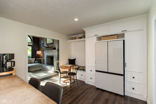 5692 Springhollow Court, Avon, IN 46123