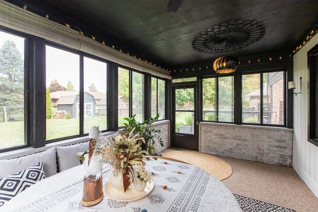 5692 Springhollow Court, Avon, IN 46123