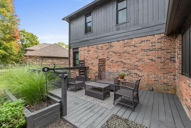 5692 Springhollow Court, Avon, IN 46123