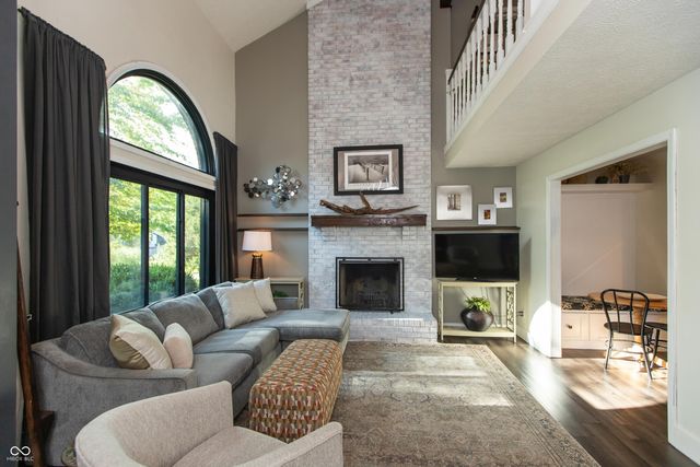 5692 Springhollow Court, Avon, IN 46123