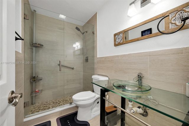 12324 SW 111th S Canal St Rd, Miami, FL 33186