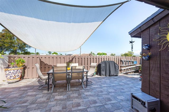 12324 SW 111th S Canal St Rd, Miami, FL 33186