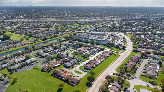 12324 SW 111th S Canal St Rd, Miami, FL 33186