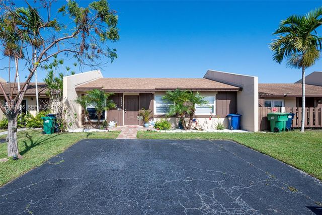 12324 SW 111th S Canal St Rd, Miami, FL 33186