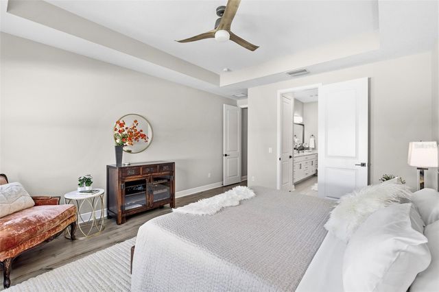 3713 W LEONA STREET, Tampa, FL 33629